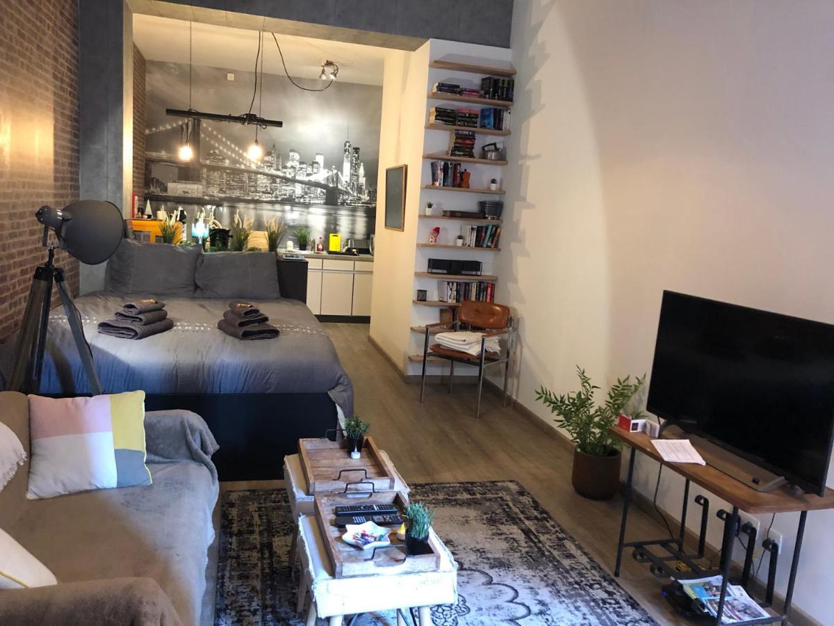 New York Loft - Fully Equipped And Available Long-Term - Perfect Location In City Center Apartman Namur Kültér fotó